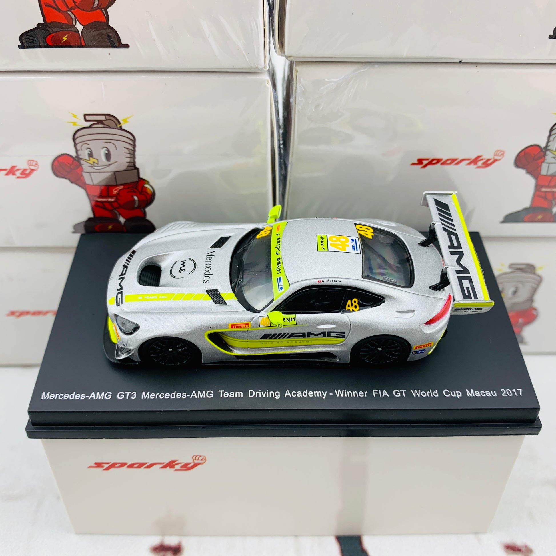 Sparky 1/64 Mercedes-AMG GT3 Mercedes-AMG Team Driving Academy - Winner FIA GT World Cup Macau 2017 Edoardo Mortara Y157