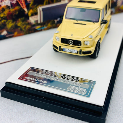 MOTORHELIX 1/64 Mercedes-AMG C63 BEIGE