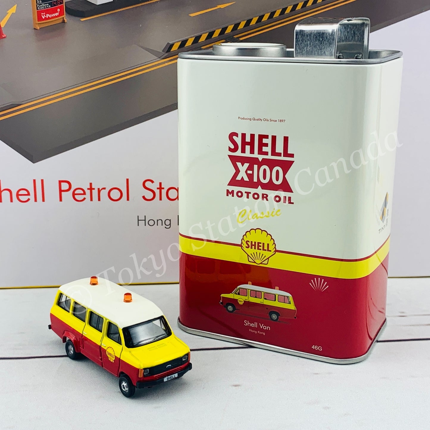 Tiny 微影 Hong Kong Shell 1960's Van with Shell X-100 Motor Oil Can ATC65109
