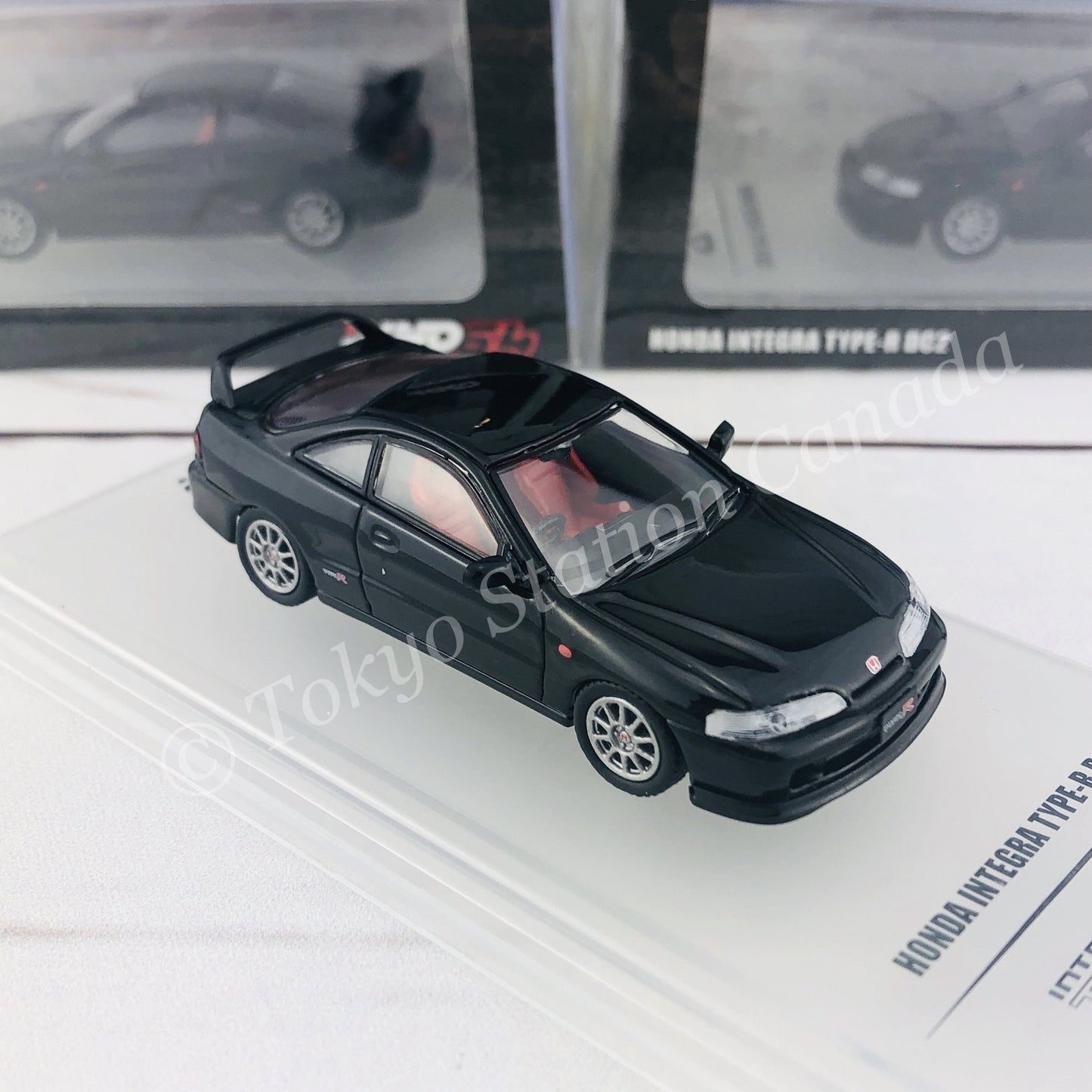 INNO64 1/64 Honda Integra Type-R DC2 Black IN64-DC2-BLA