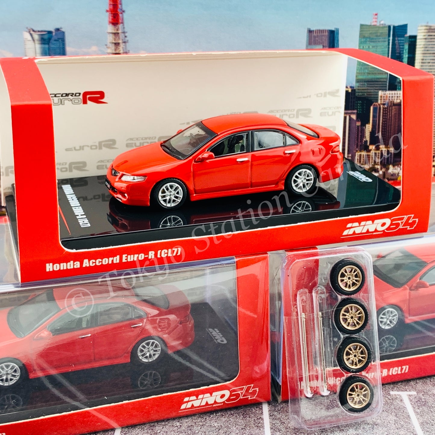 INNO64 1/64 HONDA ACCORD Euro-R CL7 Milano Red With extra wheels and Decals IN64-CL7-RED