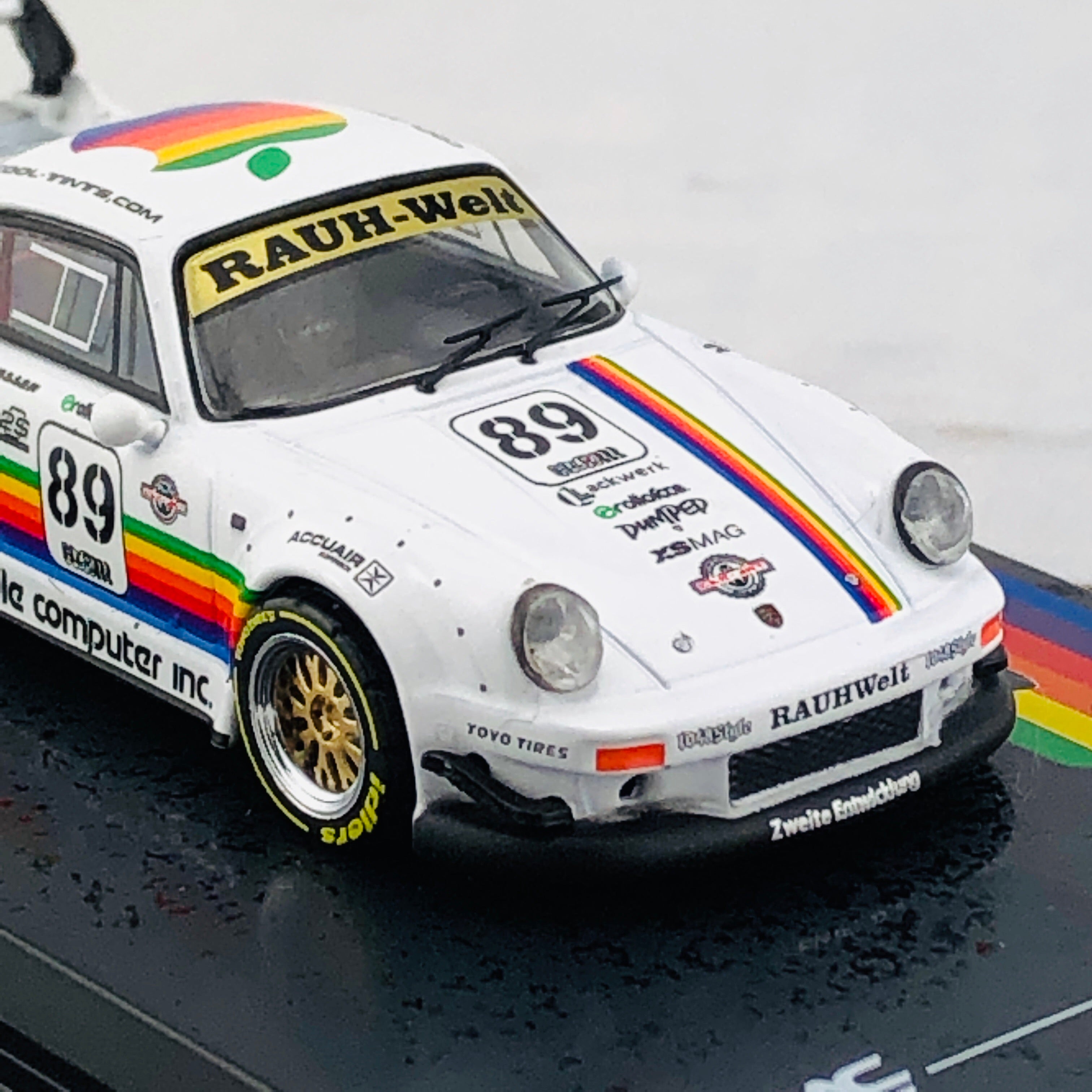 Tarmac Works 1/64 RWB 930 Apple ターマック Tarmac Works HOBBY64 Diecast Model Car - Porsche RWB 930 Apple