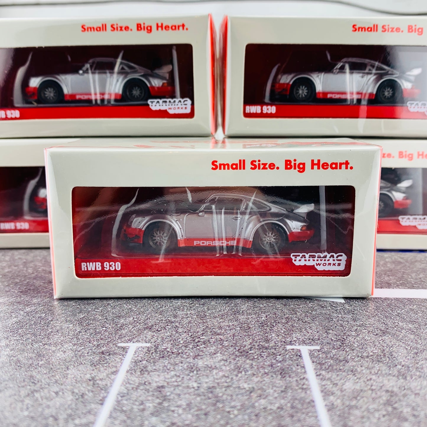 Tarmac Works 1/64 RWB 930 China Special Edition with Container T64-015-CN