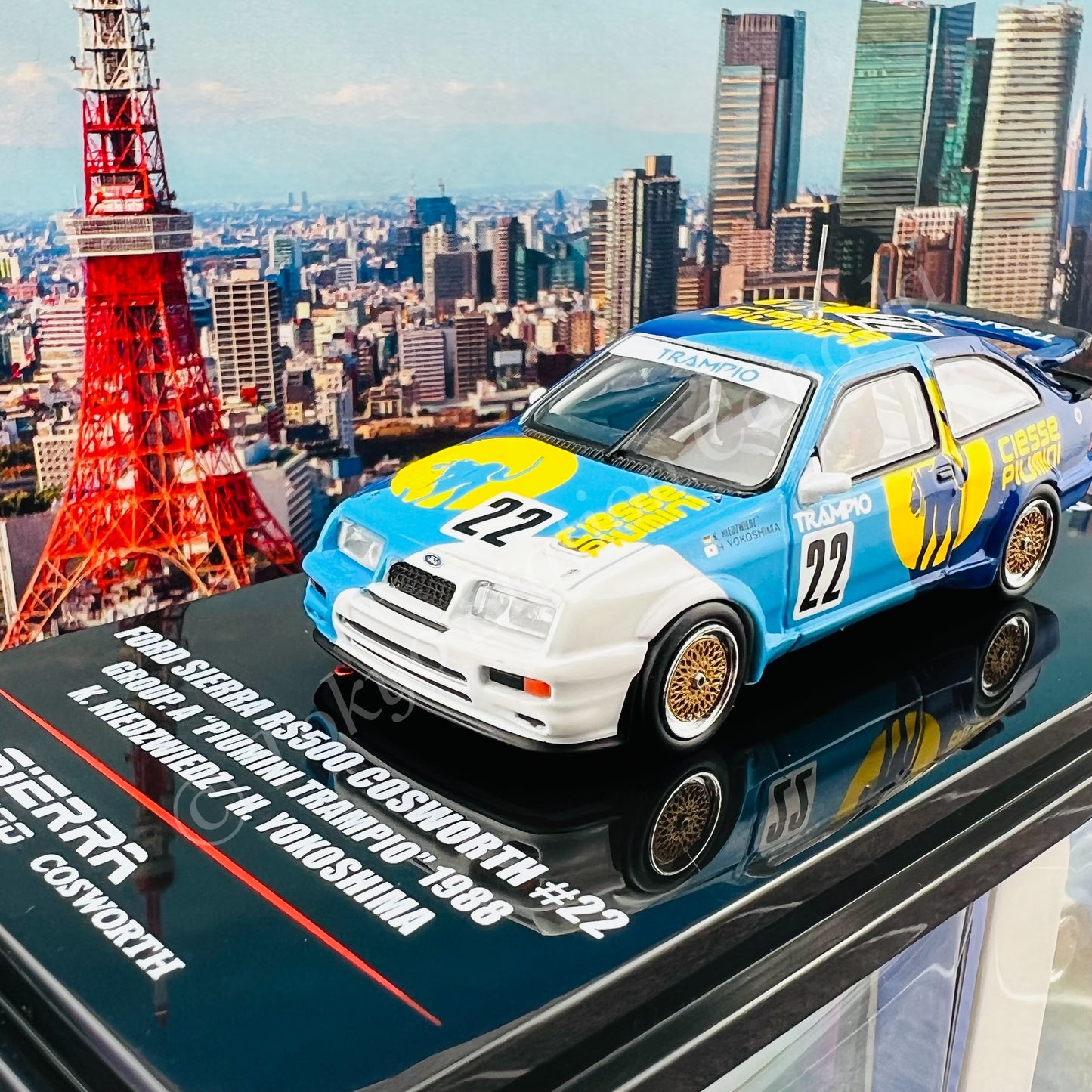 INNO64 1/64 FORD SIERRA RS500 COSWORTH #22 "PIUMINI TRAMPIO" JTC Fuji Inter-Tec 500 Km 1988 Winner  k. Niedzwiedz / H. Yokoshima IN64-RS500-PT