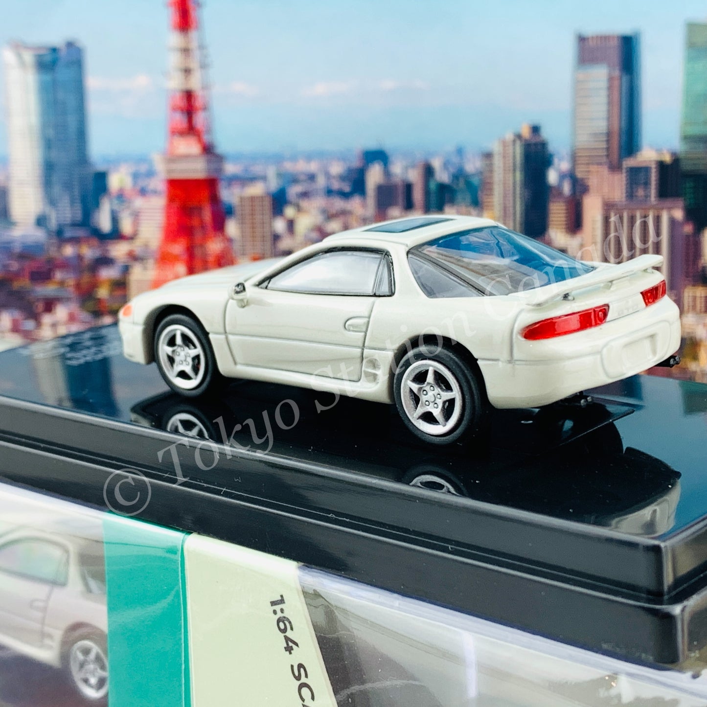 PARA64 1/64 Mitsubishi 3000GT GTO Glacier White Pearl RHD PA-65133