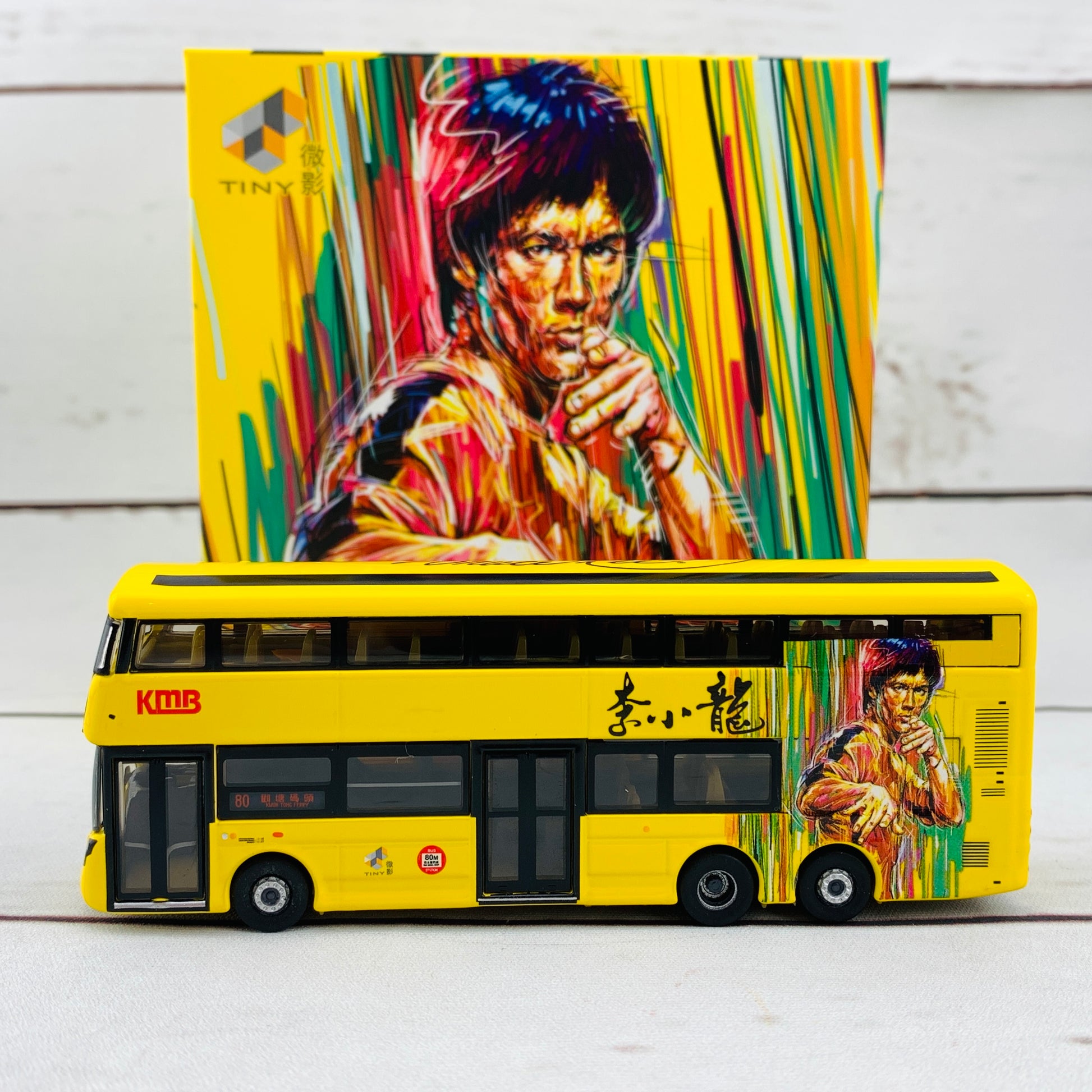 Tiny 微影 Bruce Lee KMB VOLVO B8L Wright Bruce Lee (Bruce Lee 80th Anniversary) KMB2020086
