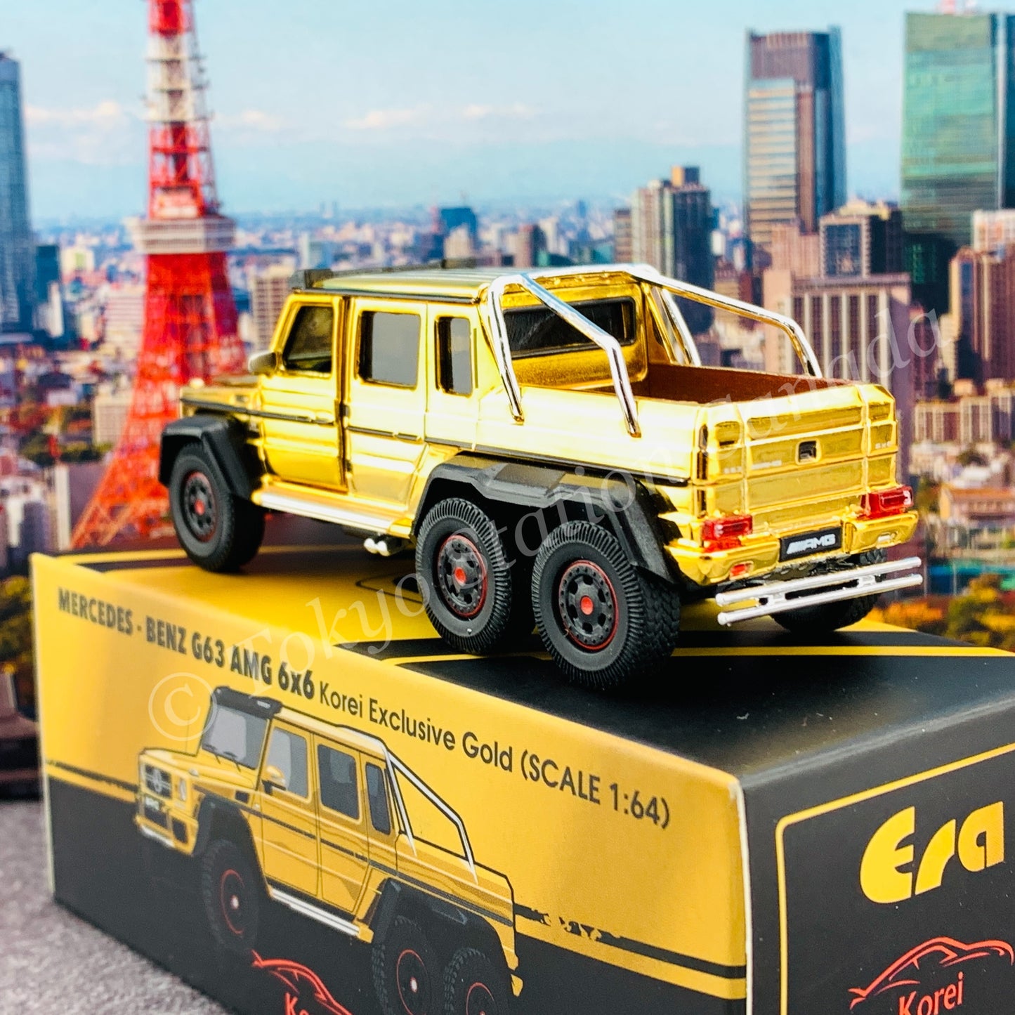 ERA CAR 1/64 Mercedes-Benz G63 6x6 Korei Exclusive Gold ESP03