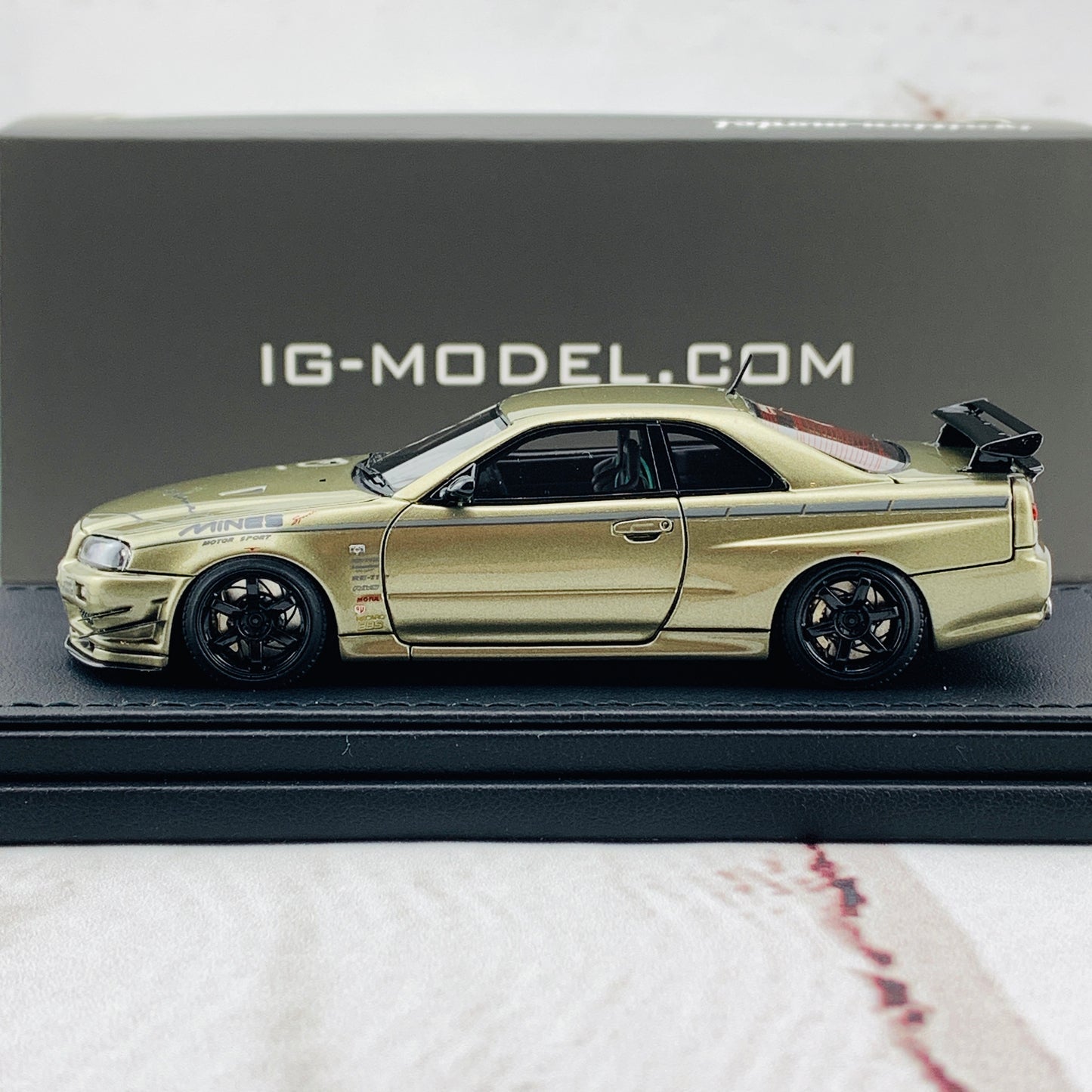 Ignition Model 1/43 Nissan Skyline GTR Mine's R34 Millennium Jade IG1813