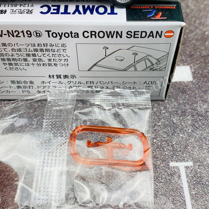 Tomytec Tomica Limited Vintage Neo 1/64 Toyota Crown Sedan Taxi (Checker Cab) LV-N219b