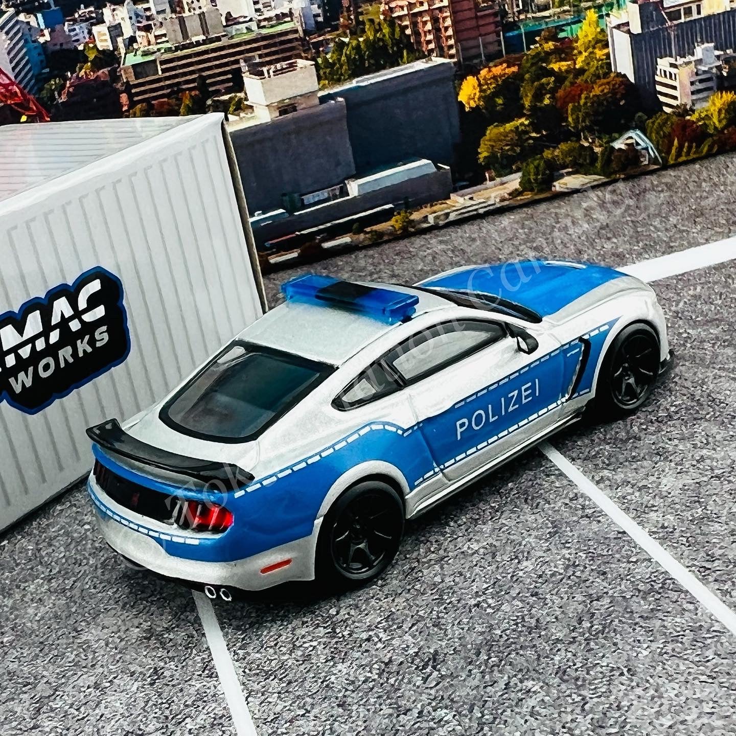 TARMAC WORKS GLOBAL64 1/64 Ford Mustang Shelby GT350R German Police T64G-011-GP