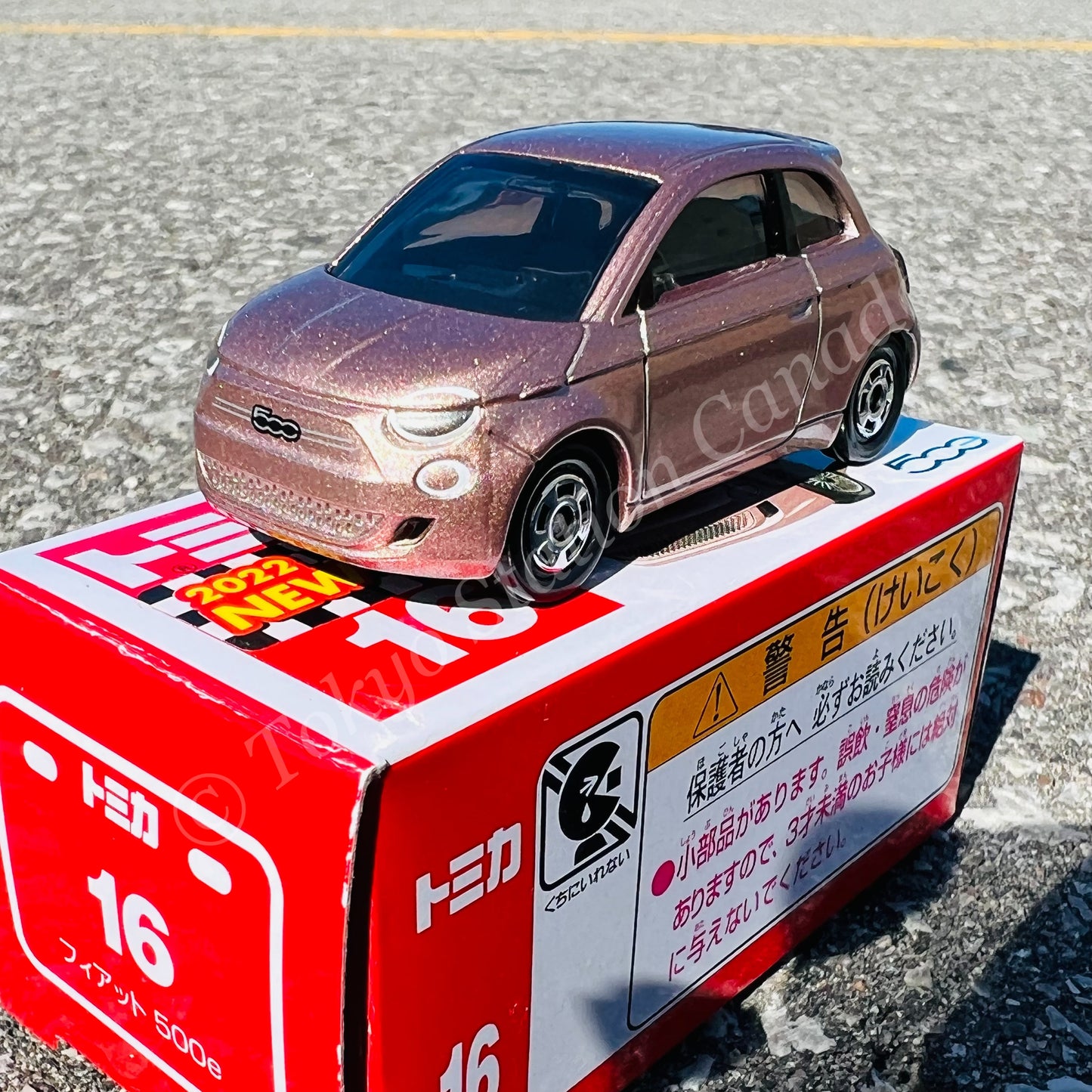 TOMICA 16 Fiat 500e