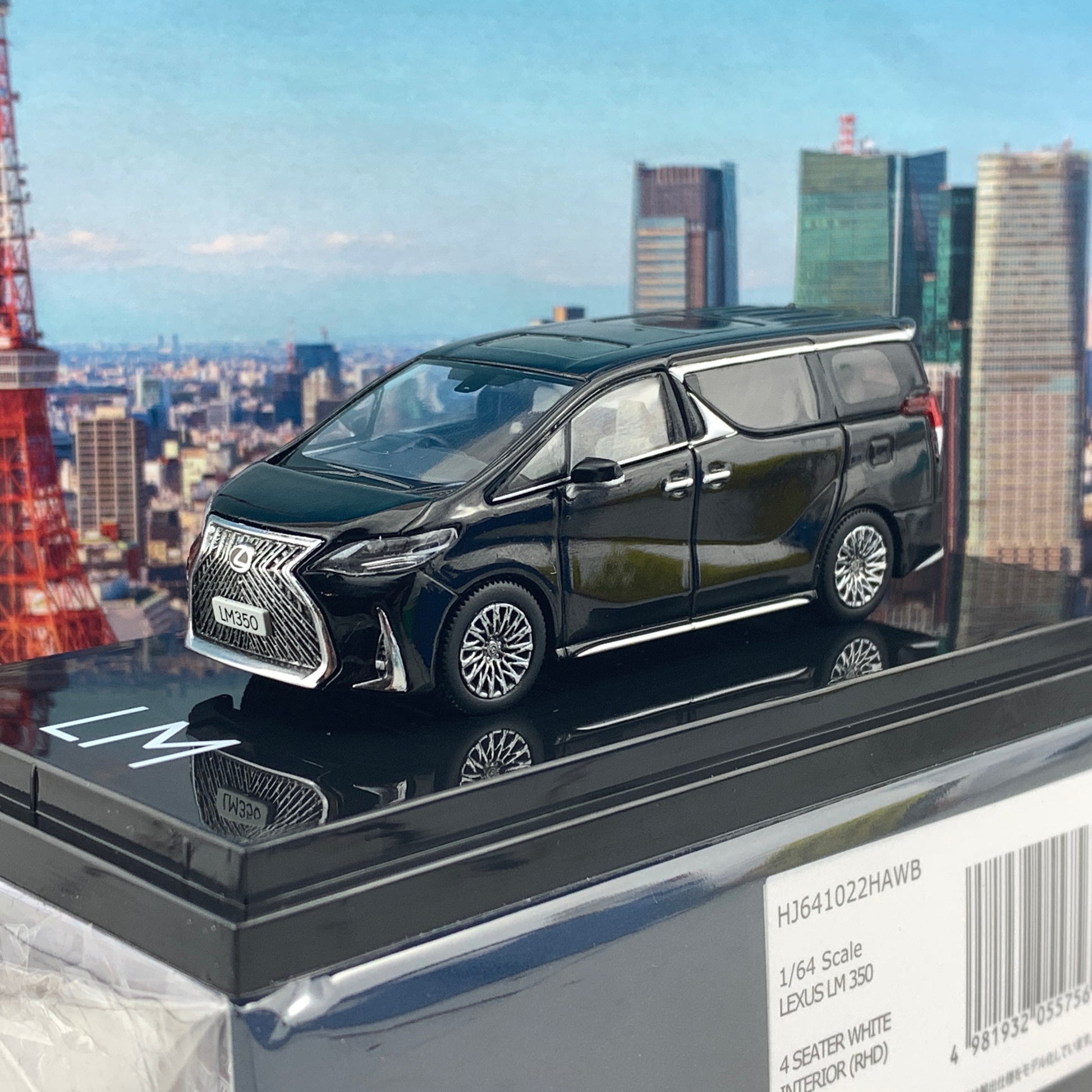 HOBBY JAPAN 1/64 LEXUS LM 350 4 SEATER BLACK with WHITE INTERIOR (RHD) HJ641022HAWB