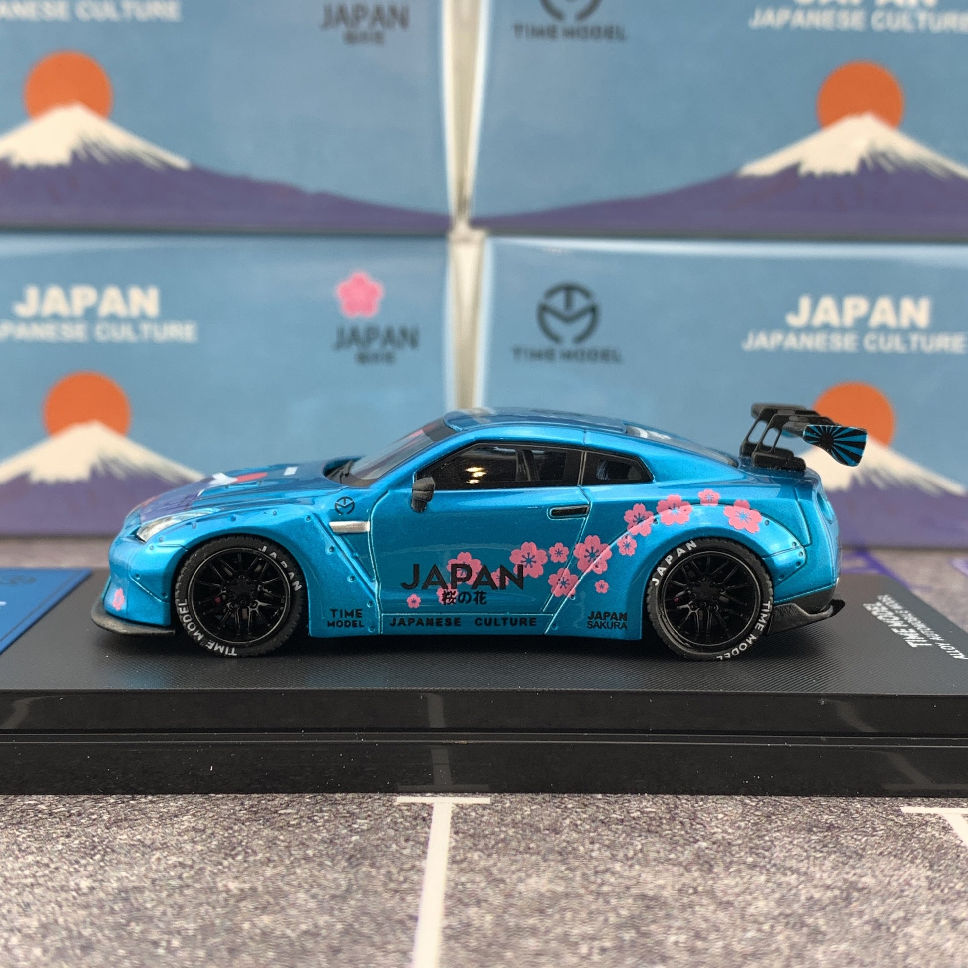 TIME MODEL 1/64 Japanese Culture Sukura GTR R35 with High Wing
