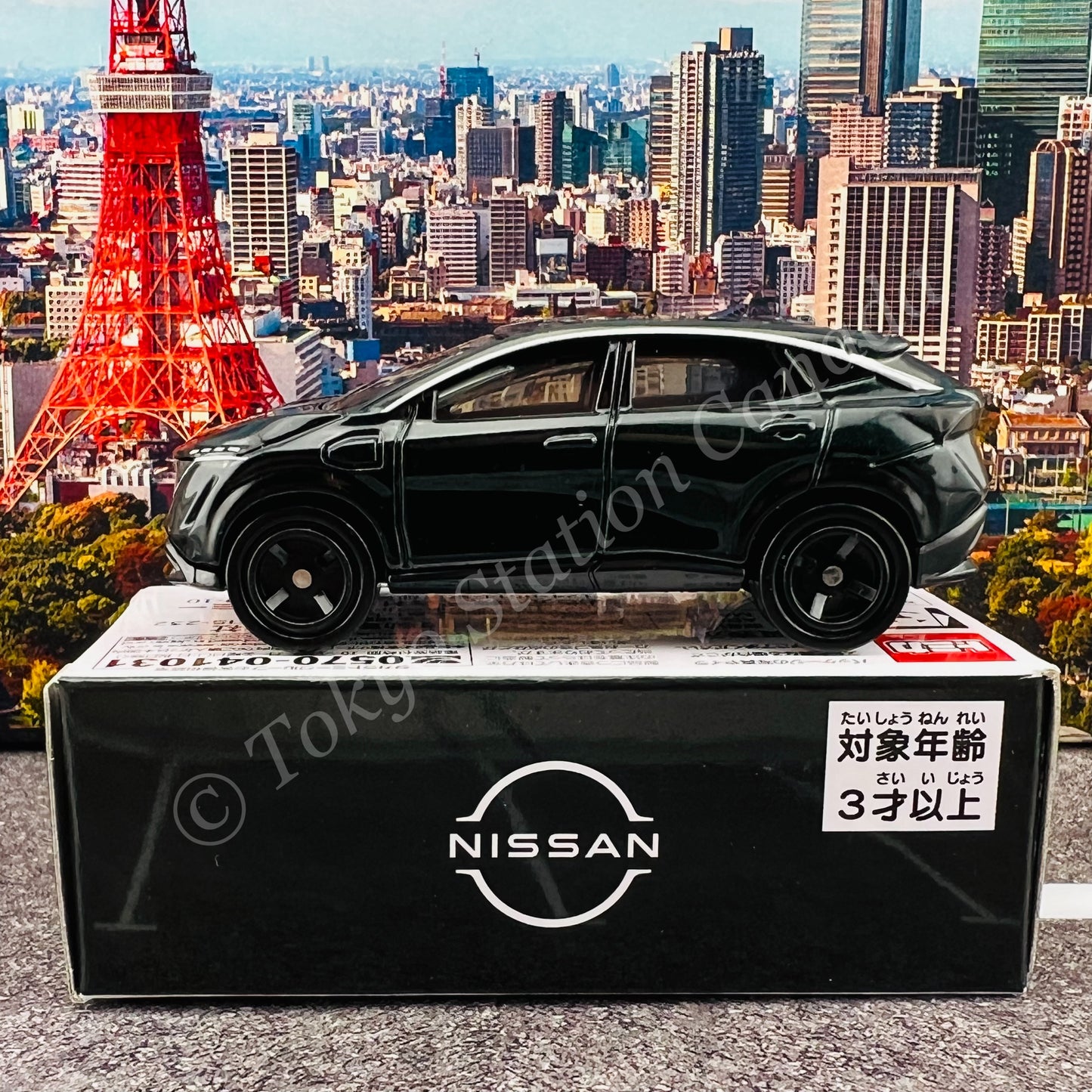 TOMICA Nissan Ariya (Midnight Purple) KWAM036091