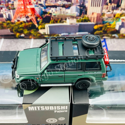 BM CREATIONS JUNIOR 1/64 Mitsubishi Pajero 2nd Generation JUNGLE PACK Matt Green LHD 64B0045