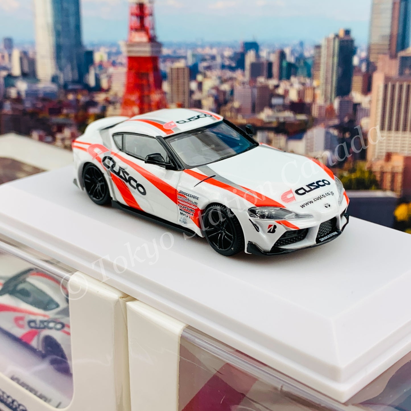 Tarmac Works 1/64 COLLAB64 Toyota GR Supra  CUSCO *** Collaboration with Kyosho *** T64K-002-CUS