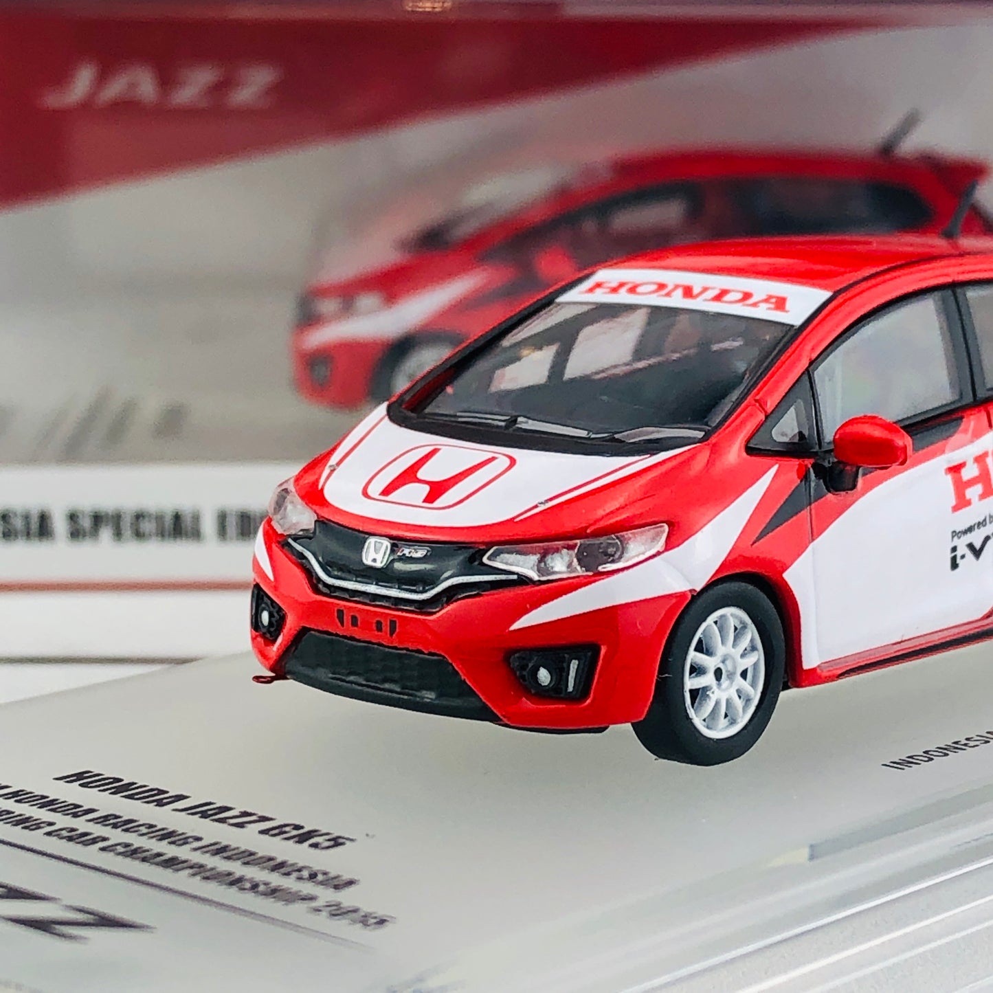 INNO64 HONDA Jazz GK5 Team Honda Racing Indonesia INDONESIA TOURING CAR CHAMPIONSHIP 2015 IN64-GK5-THRI