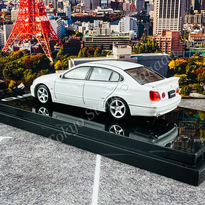 HOBBY JAPAN 1/64 Toyota ARISTO V300 VERTEX EDITION White Pearl HJ641030AW