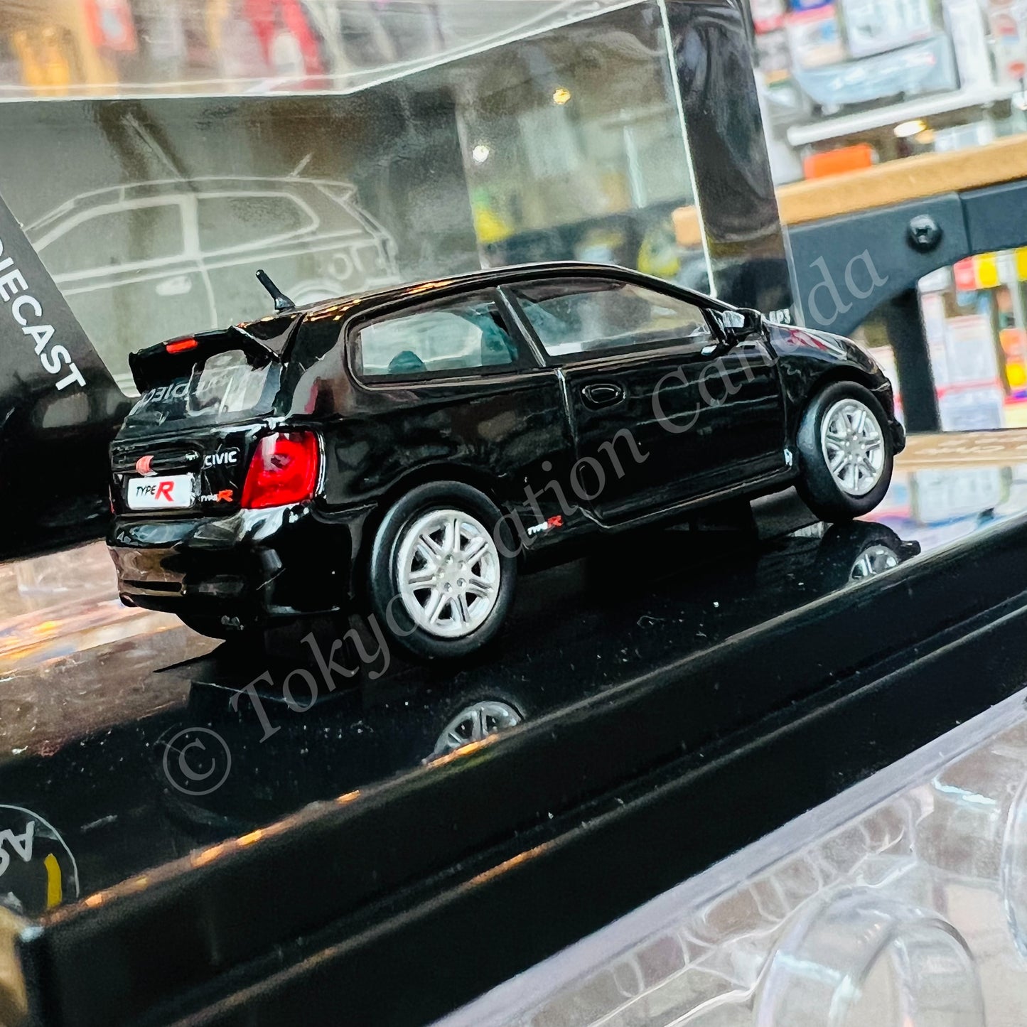 PARA64 1/64 2001 Honda Civic Type-R EP3 Nighthawk Black LHD PA-55342