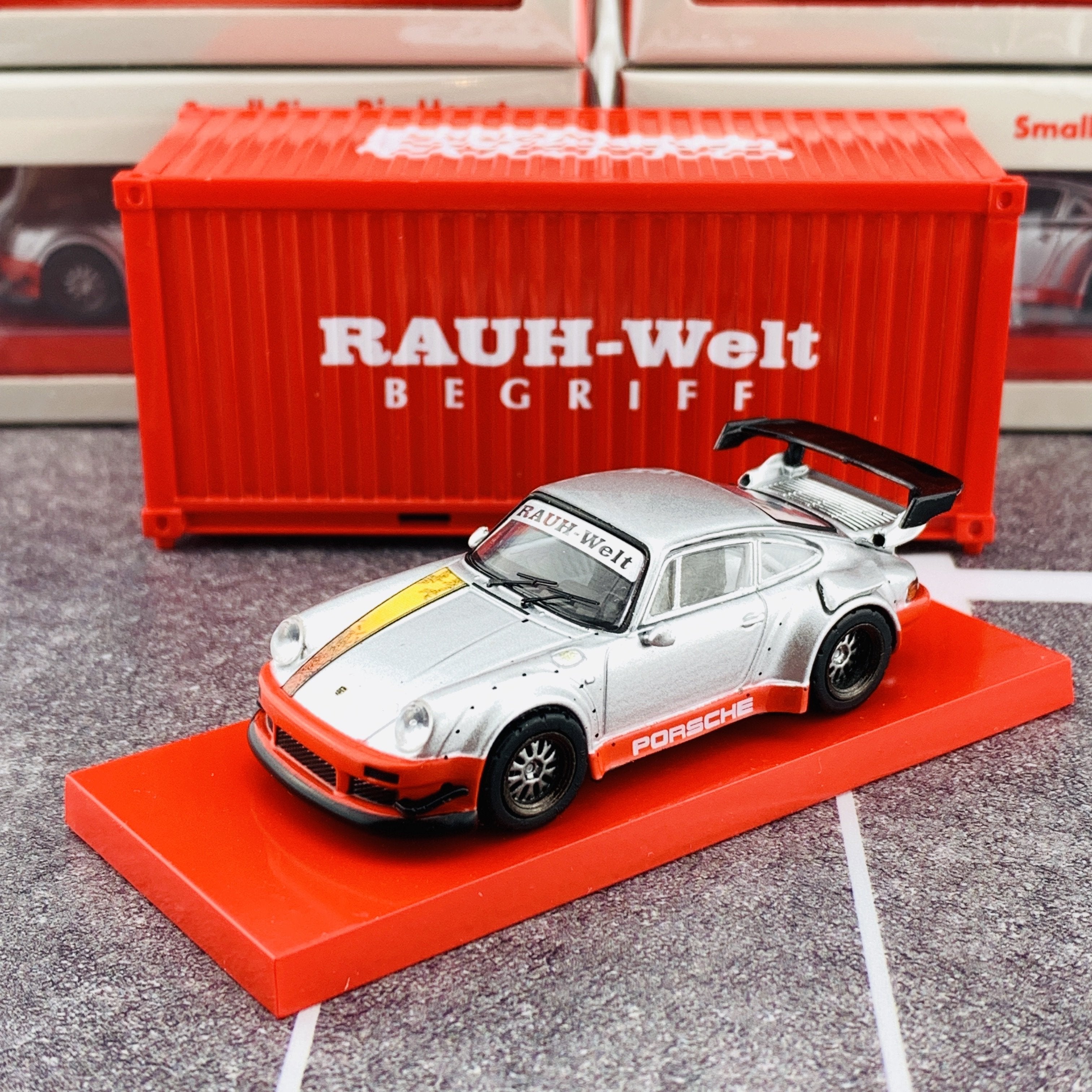Tarmac Works 1/64 RWB 930 China Special Edition with