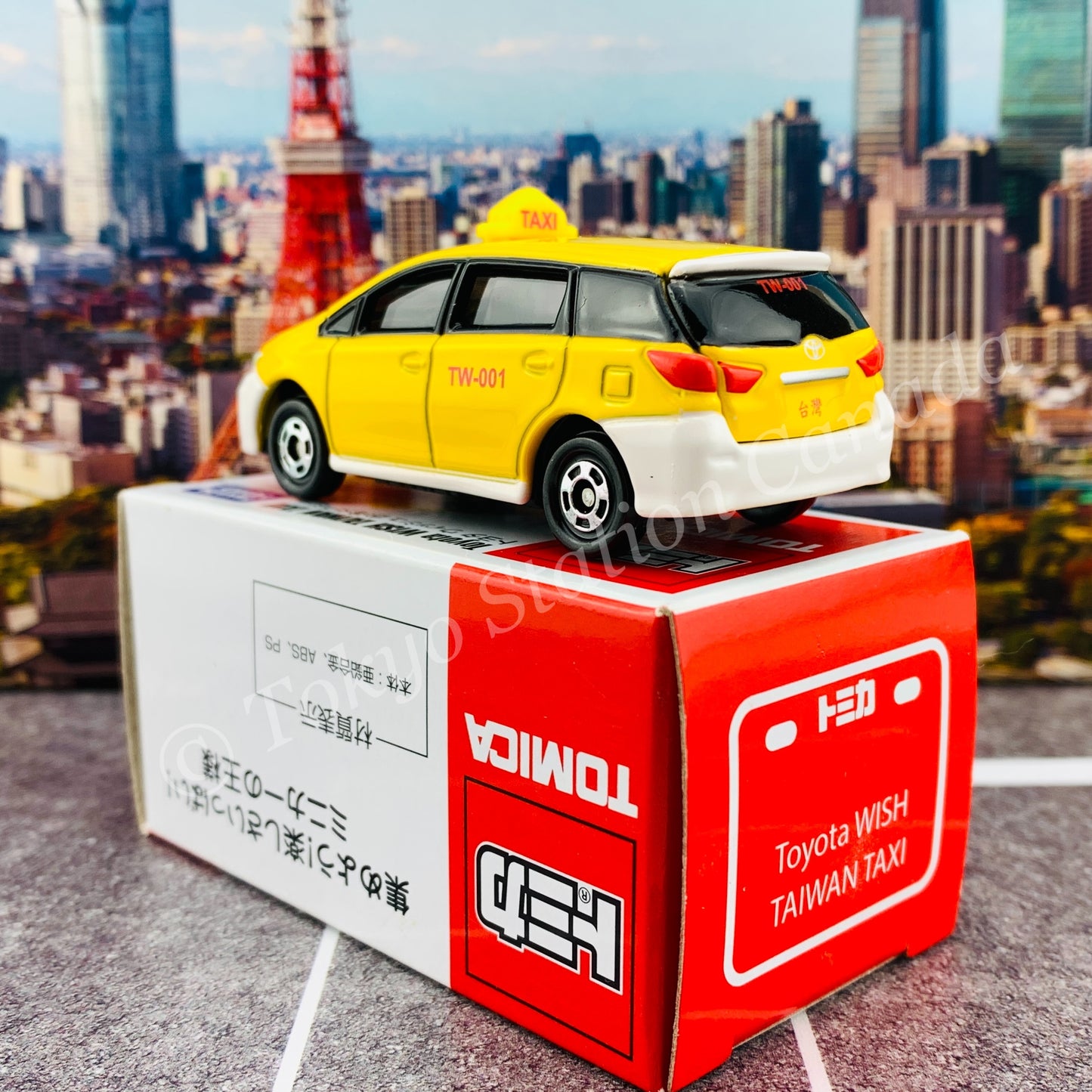 TOMICA Toyota Wish Taiwan Taxi
