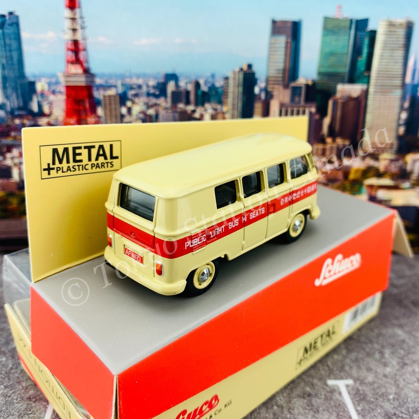 Schuco 1/64 VW T1 Bus "HK Public Light Bus" (Hong Kong Limited Edition) 452021300