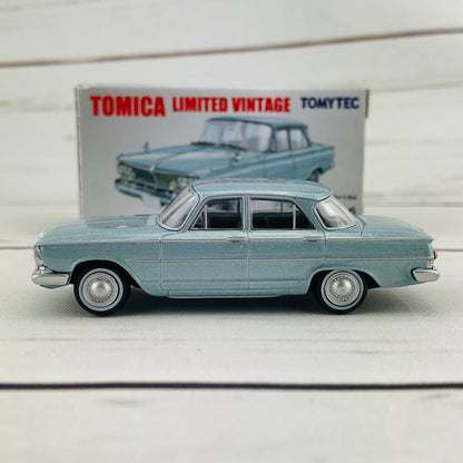 Tomica Limited Vintage 1/64 Nissan Prince Gloria Super6 (1963) Blue LV-174a