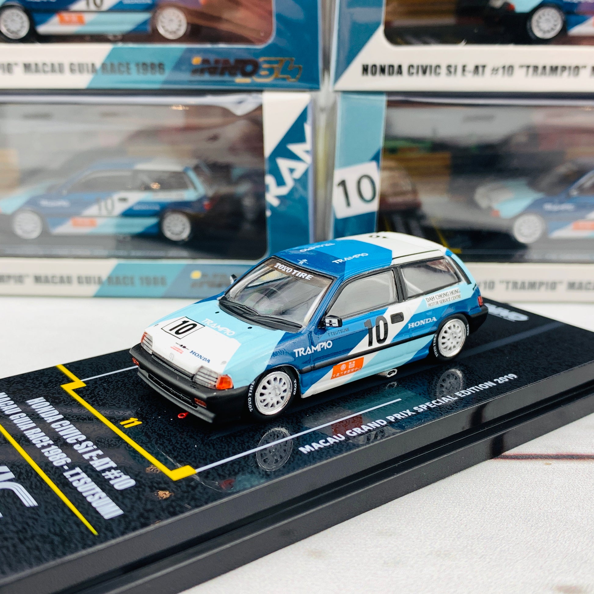 INNO64 1/64 Honda Civic Si E-AT #10 Macau Guia Race 1986 - T. Tsutsumi Macau Grand Prix Special Edition 2019 IN64-MGP19-EAT02