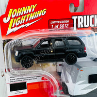 JOHNNY LIGHTNING 1/64 2005 Cadillac Escalade with Camper Trailer Custom Matte Black 849398039847