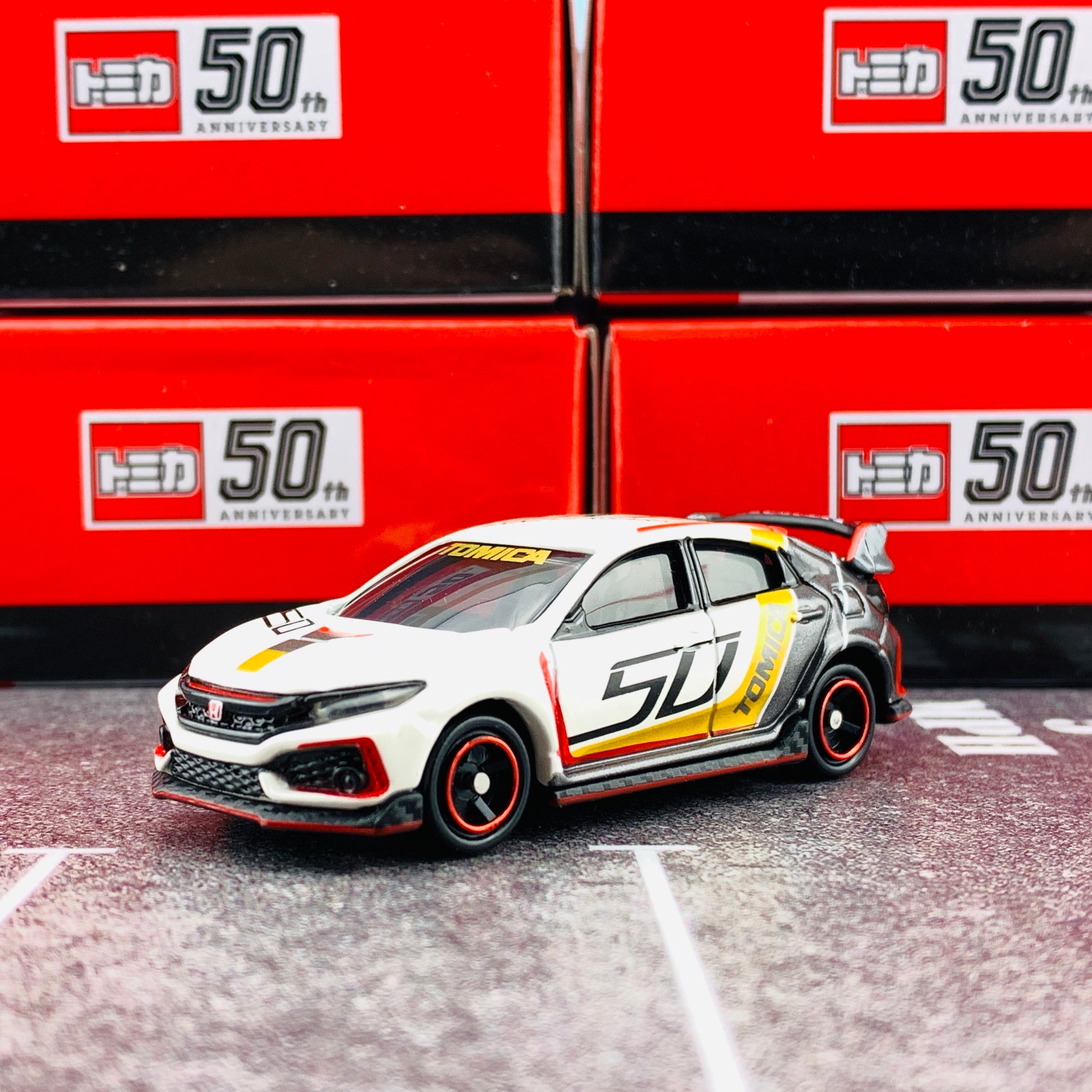 TOMICA HONDA CIVIC TYPE R TOMICA 50TH ANNIVERSARY DESIGNED BY HONDA