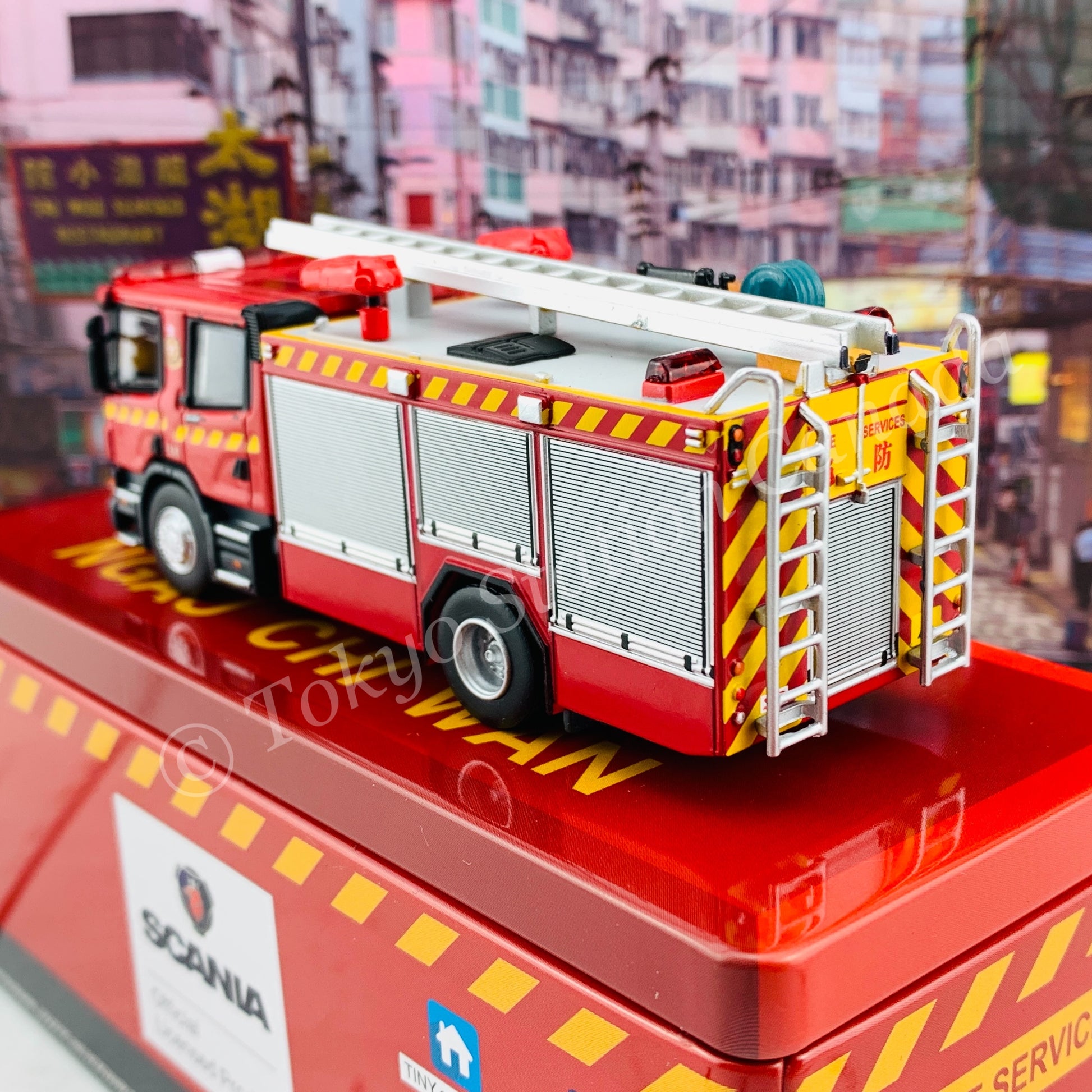 TINY 微影 SCANIA Major Pump (F410) Hong Kong FSD NGAU CHI WAN Limited Edition 牛池灣 消防處泵車(神之車) [展會限定] ATC65111