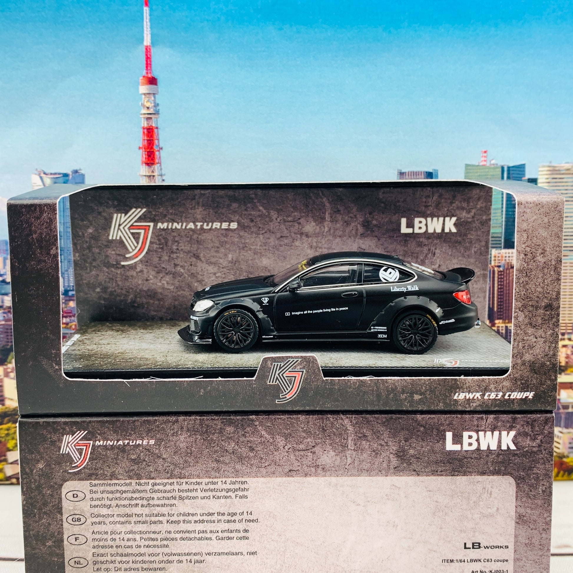 KJ MINIATURES 1/64 LBWK Mercedes-Benz C63 Coupe Matte Black KJ64001BK