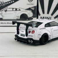 MINI GT 1/64 LB★WORKS Nissan GT-R R35 Type 2 Rear Wing ver 3 White RHD MGT00068-R