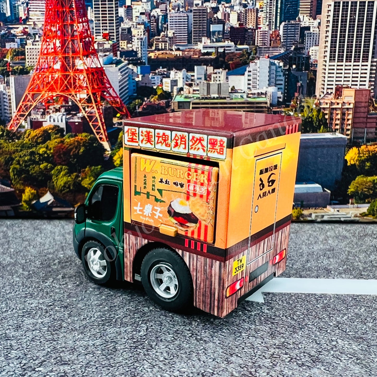 Tiny Q Pro-Series 07 Food Truck Table Seven x W. Burger TinyQ-07a