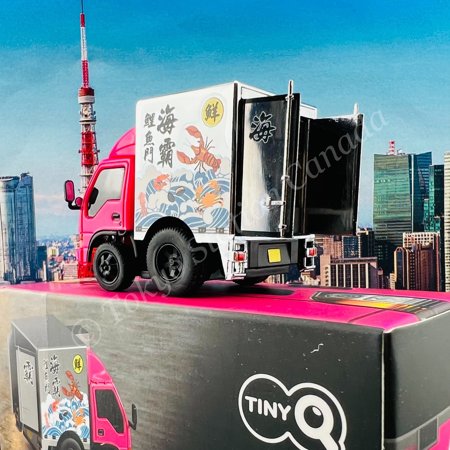 Tiny Q Uno-Series 08 - Isuzu N-Series 1993 Seafood Truck (Fish Boxes) TinyQ-08-S8
