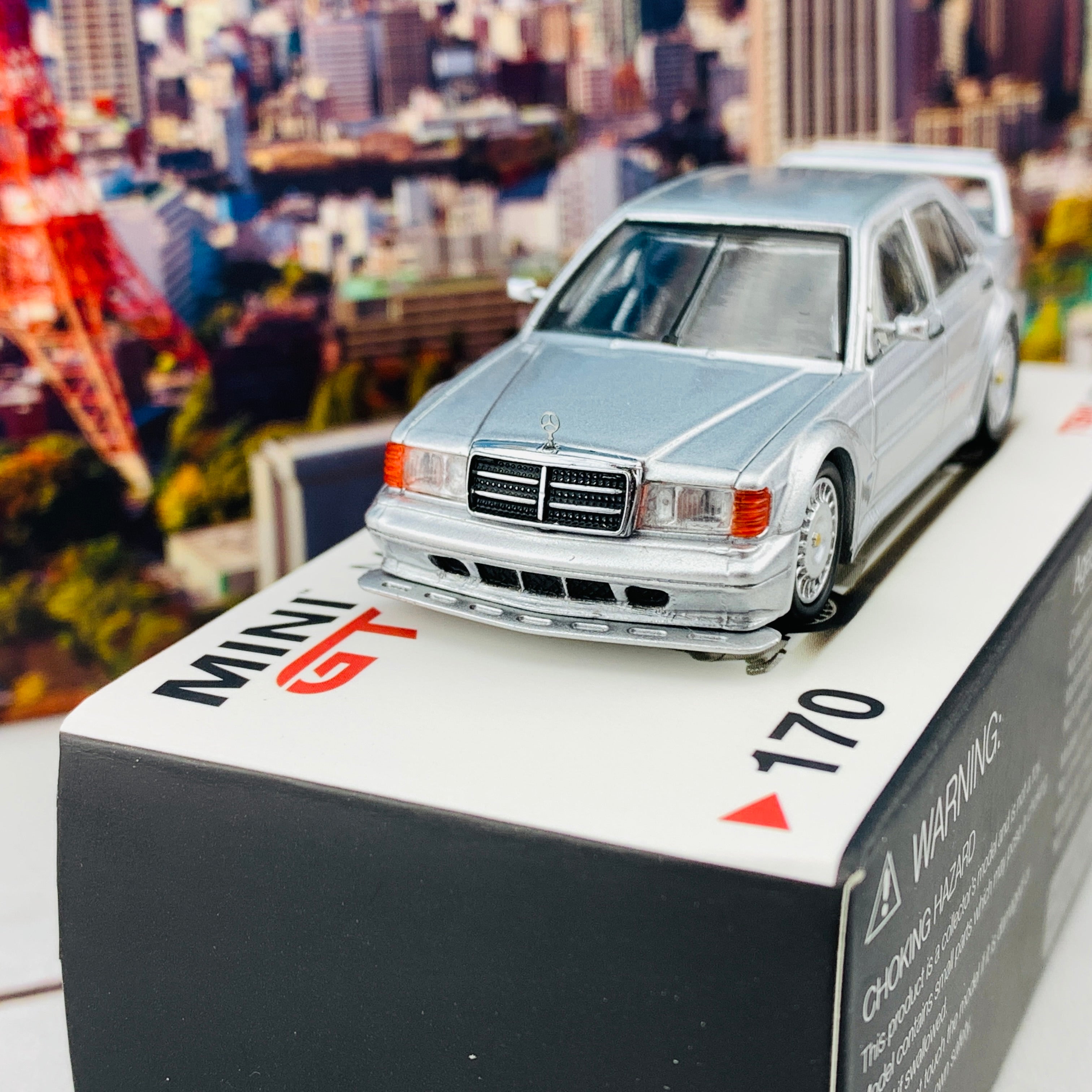 MINI GT 1/64 Mercedes-Benz 190E 2.5-16 Evolution II DTM Silver LHD