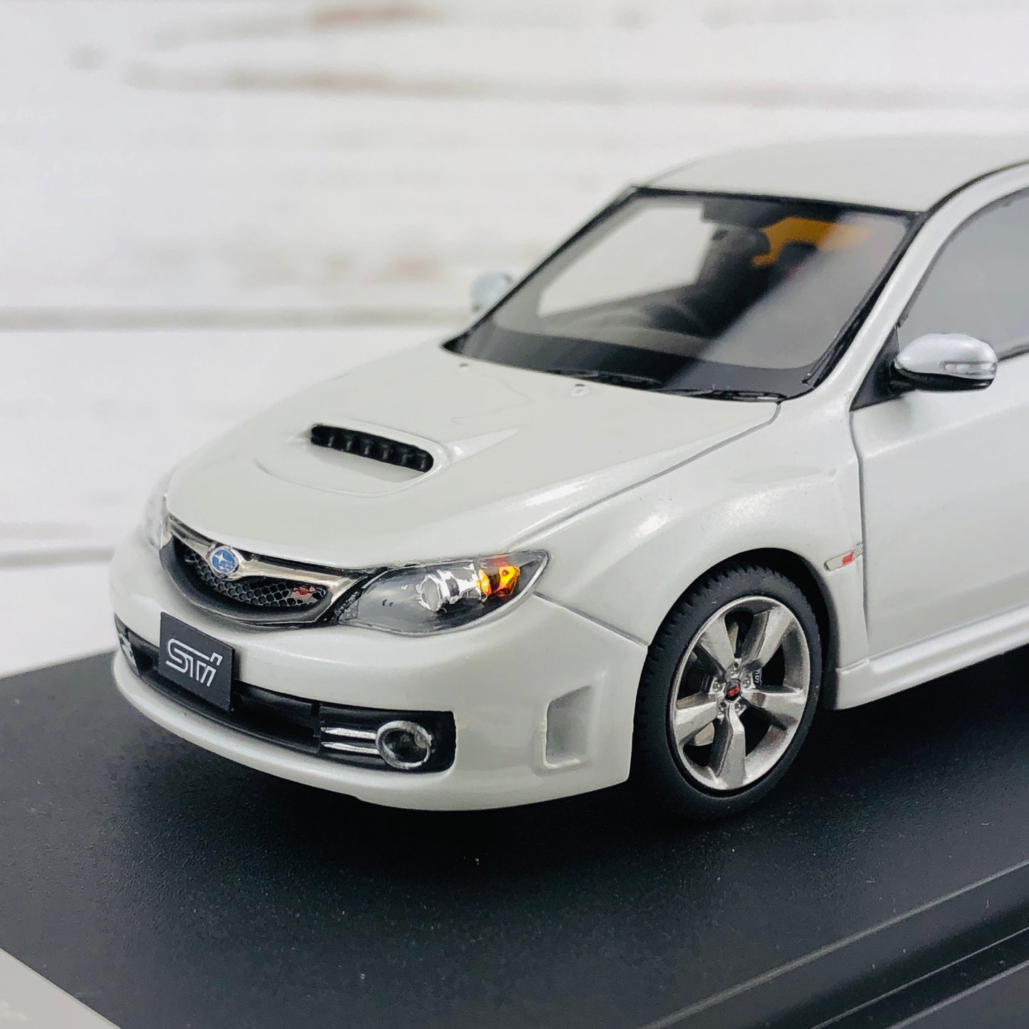 Mark43 1/43 SUBARU Impreza WRX STI (GRB) Satin White Pearl PM4370W