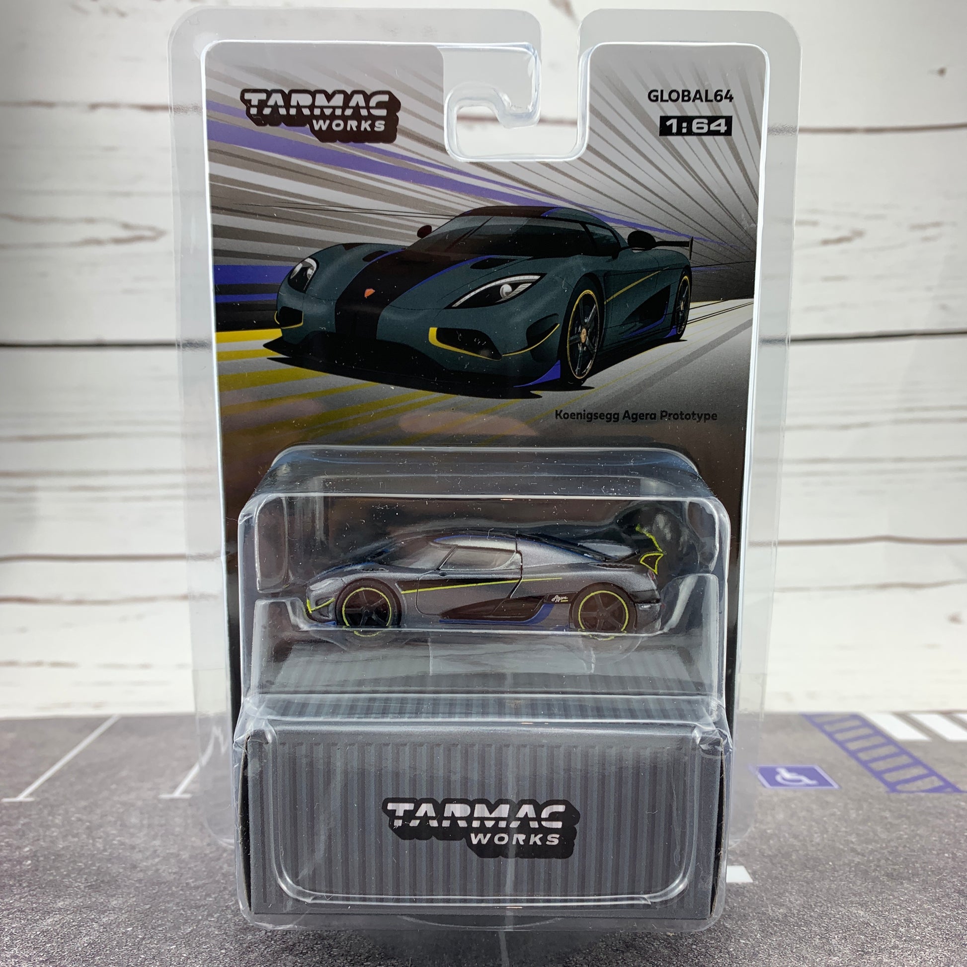 Tarmac Works 1/64 Global64 Koenigsegg Agera Prototype