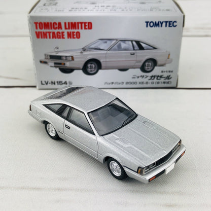 Tomica Limited Vintage 1/64 Nissan Gazelle Hatchback (1981) LV-N154b