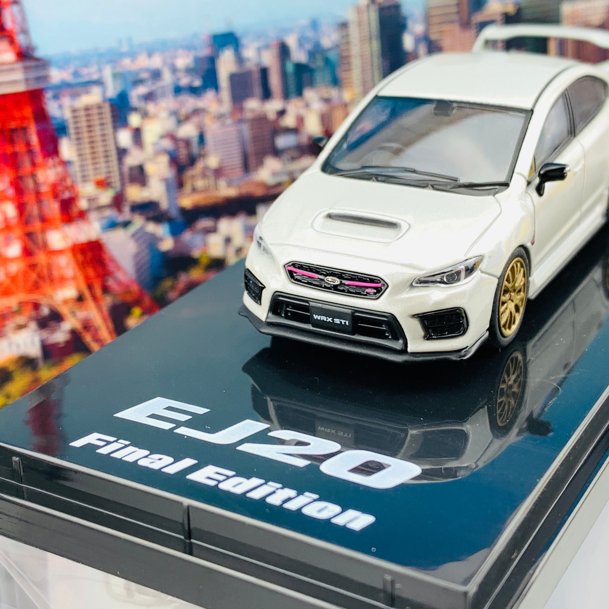 HOBBY JAPAN 1/64  SUBARU WRX STI EJ20 Final Edition with EJ20 Engine Display Model White Pearl HJ641021FW
