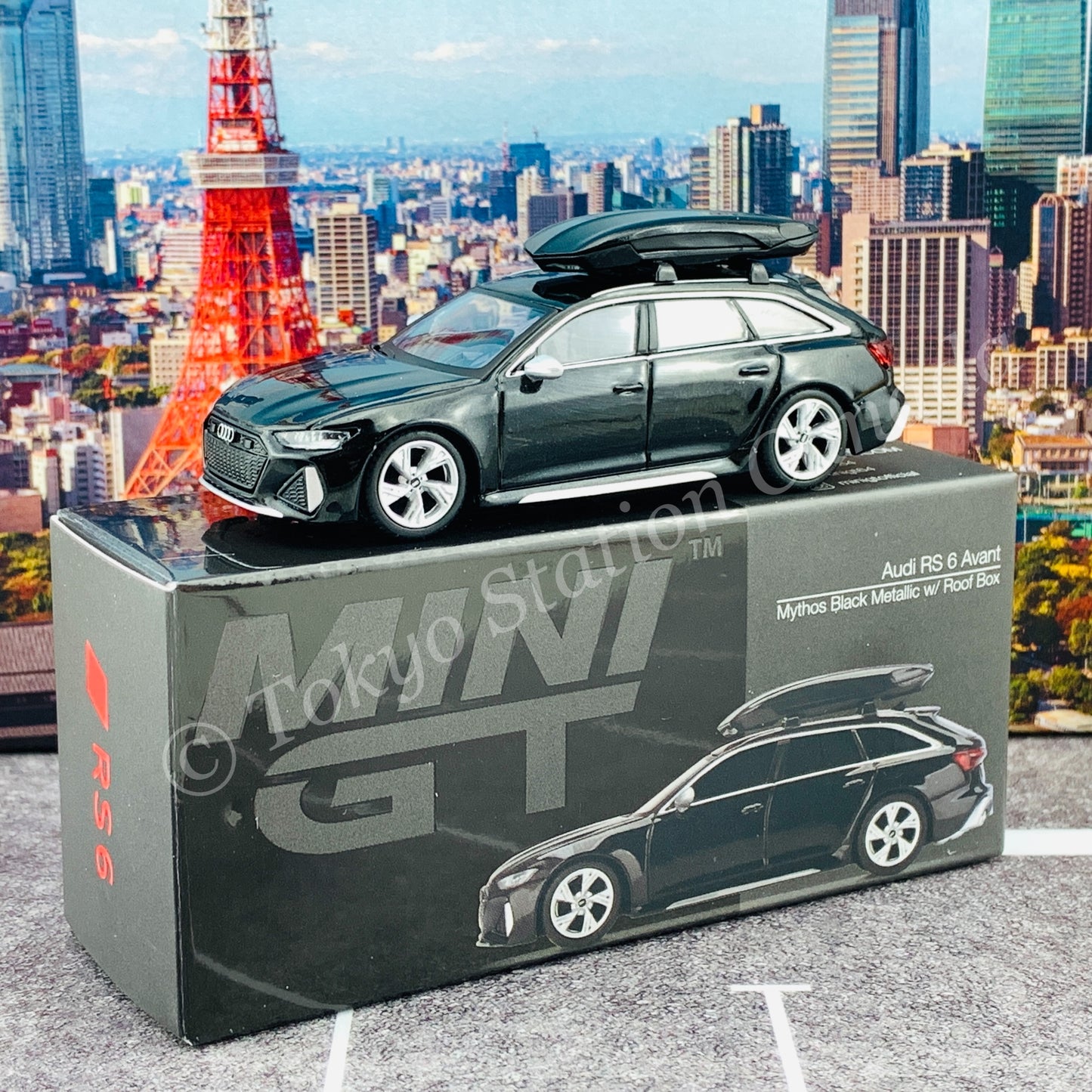MINI GT 1/64 Audi RS 6 Avant  Mythos Black Metallic w/ Roof Box LHD MGT00257-L