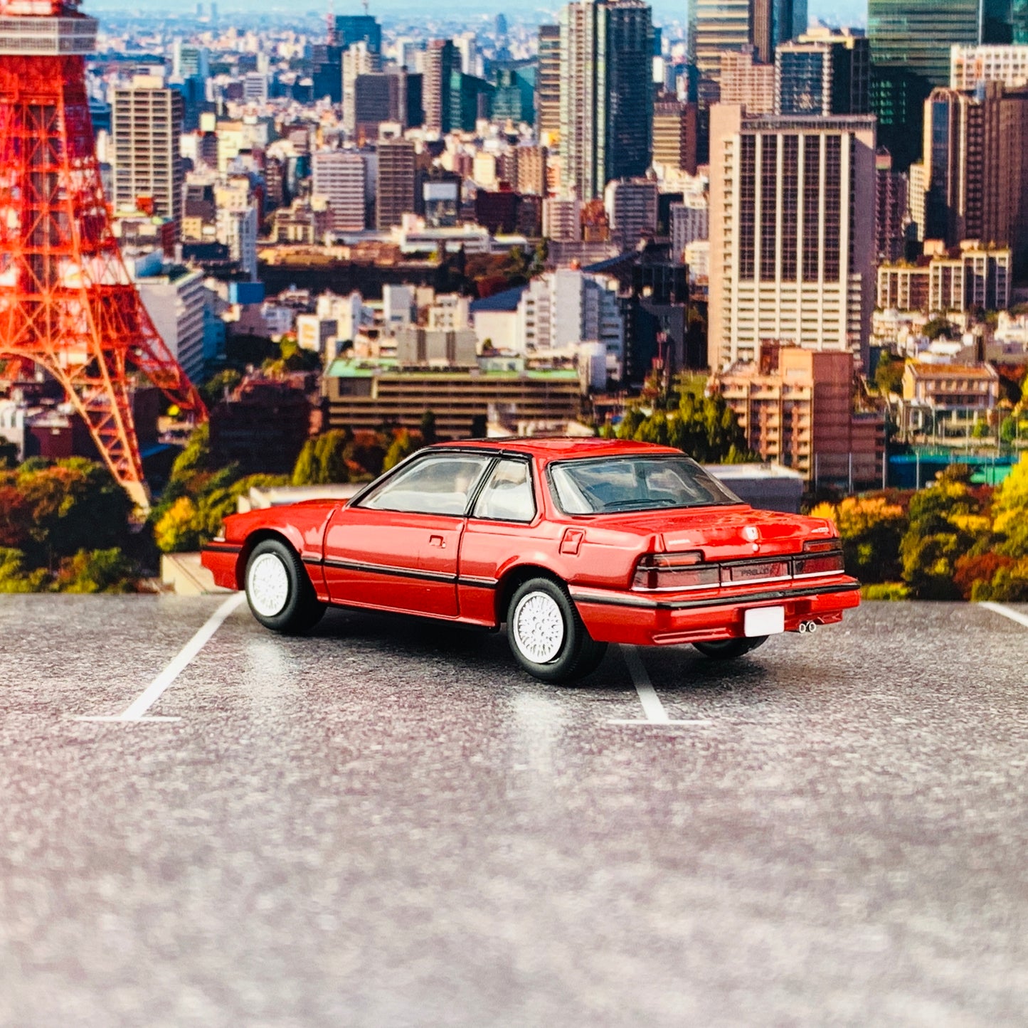 Tomytec Tomica Limited Vintage Neo 1/64 Honda Prelude 2.0Si 1985 LV-N146c