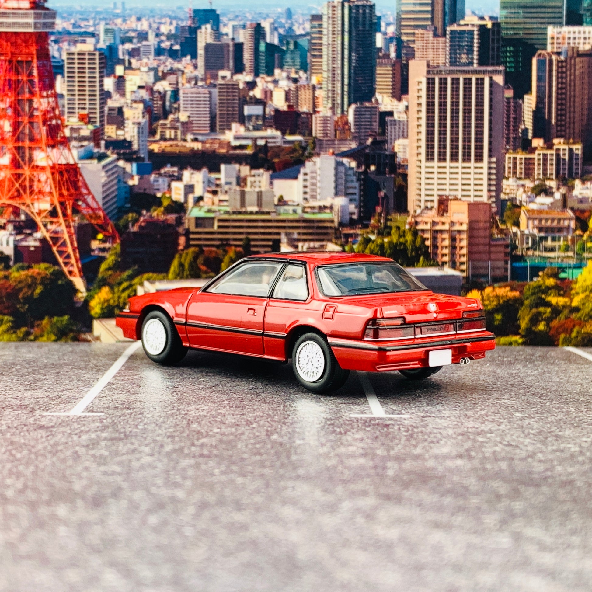 Tomytec Tomica Limited Vintage Neo 1/64 Honda Prelude 2.0Si 1985 LV-N146c