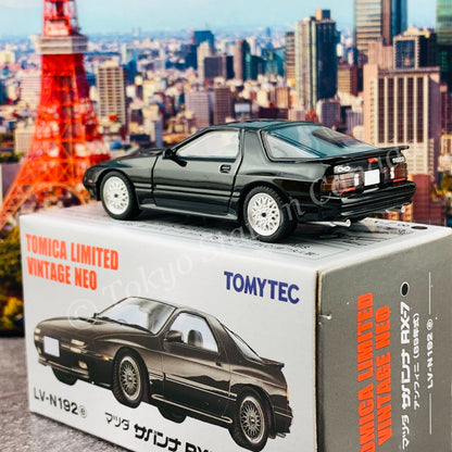Tomytec Tomica Limited Vintage Neo 1/64 Mazda Savannah RX-7 éfini (black) LV-N192e