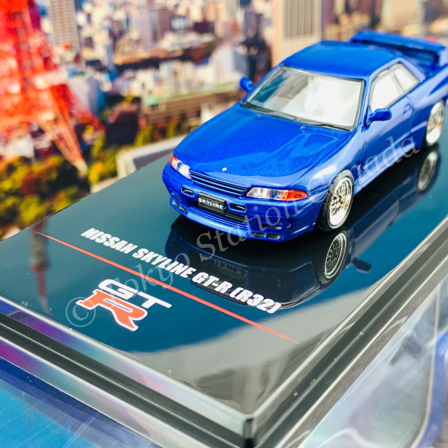 INNO64 1/64 NISSAN SKYLINE GT-R (R32) Blue  With Extra Wheels and Extra decals IN64-R32-BLU