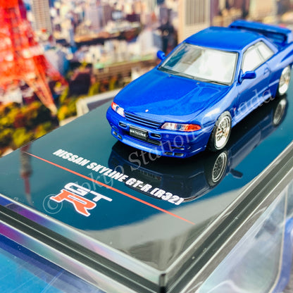 INNO64 1/64 NISSAN SKYLINE GT-R (R32) Blue  With Extra Wheels and Extra decals IN64-R32-BLU