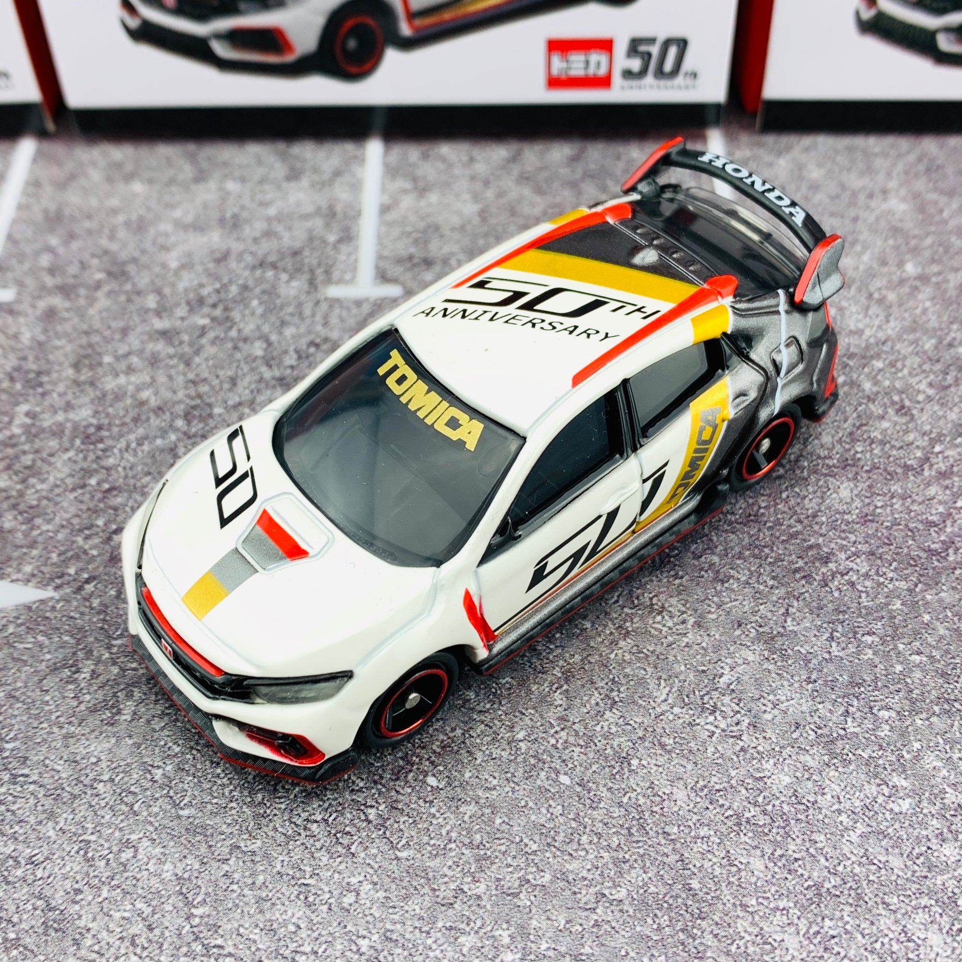 TOMICA HONDA CIVIC TYPE R TOMICA 50TH ANNIVERSARY DESIGNED BY HONDA