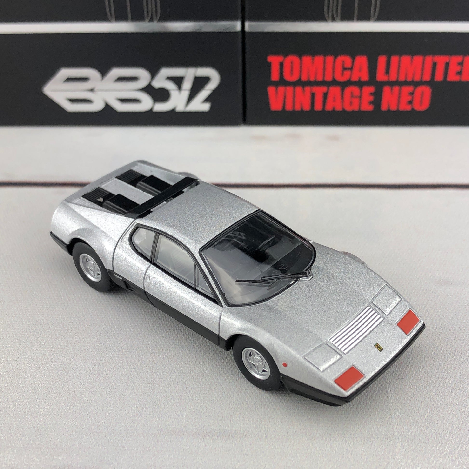 Tomica Tomytec Limited Vintage Neo 1/64 512i BB SILVER