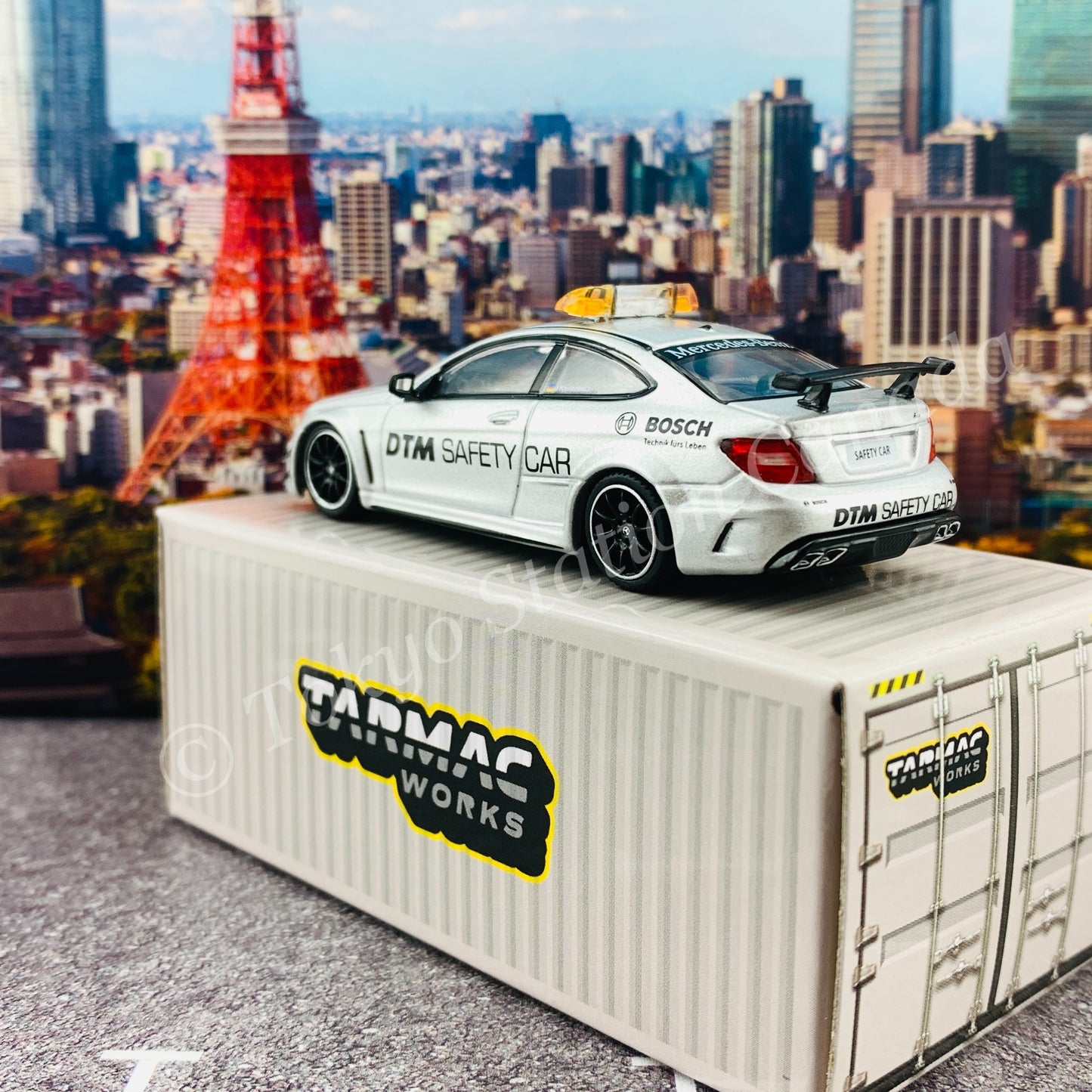 TARMAC WORKS 1/64 GLOBAL64 Mercedes-Benz C63 AMG Coupé Black Series DTM Safety Car T64G-009-SC