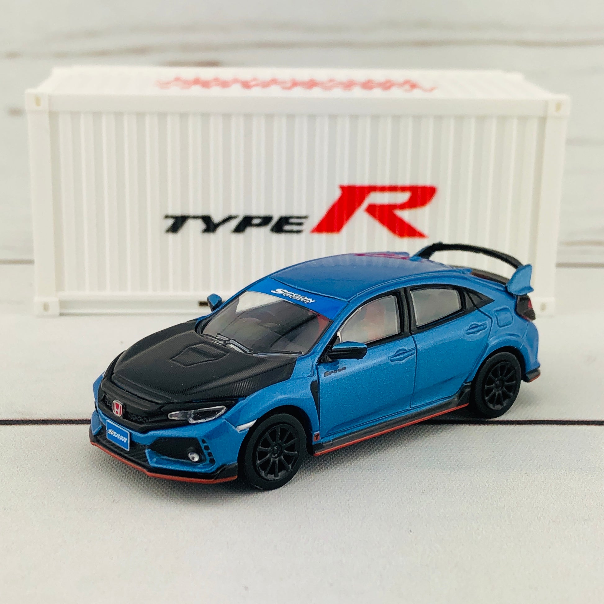 Tarmac Works 1/64 Honda Civic Type R FK8 Brilliant Blue with Black Bonnet and Container T64-014-BLE